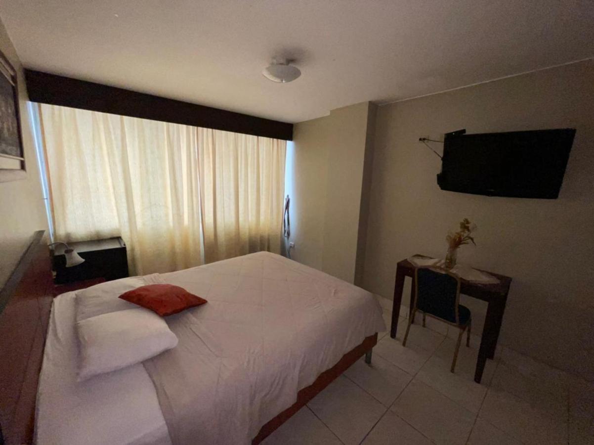 Tropical Inn Hotel Guayaquil Bagian luar foto
