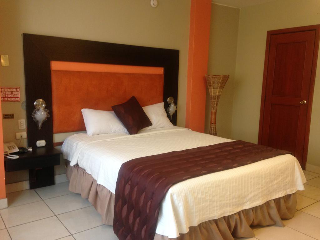 Tropical Inn Hotel Guayaquil Bagian luar foto