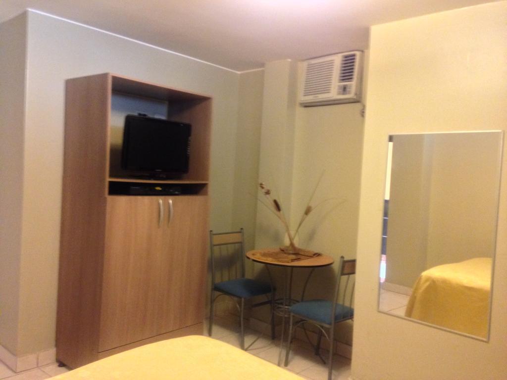Tropical Inn Hotel Guayaquil Bagian luar foto