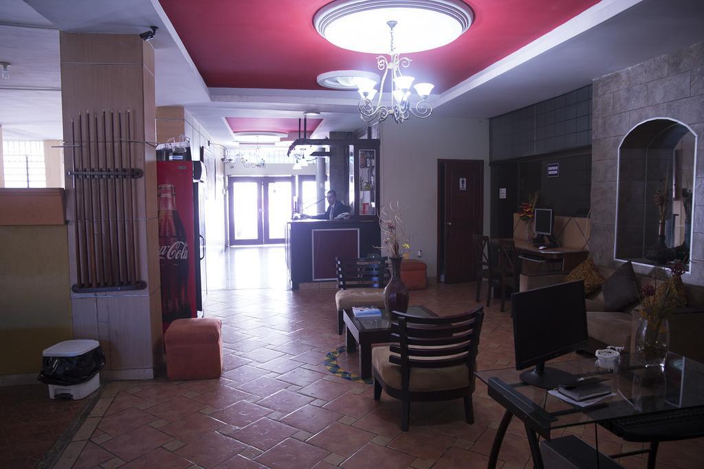 Tropical Inn Hotel Guayaquil Bagian luar foto