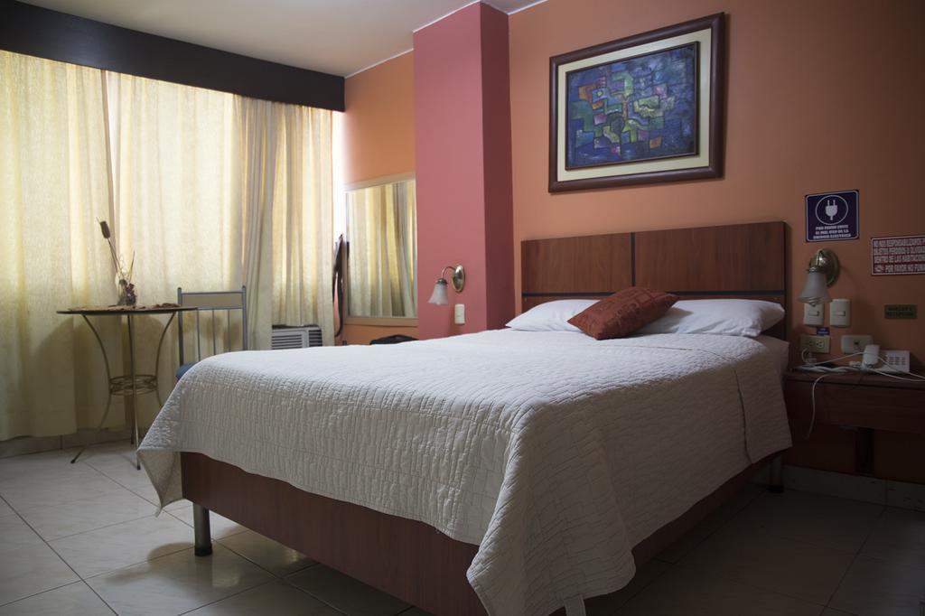 Tropical Inn Hotel Guayaquil Bagian luar foto