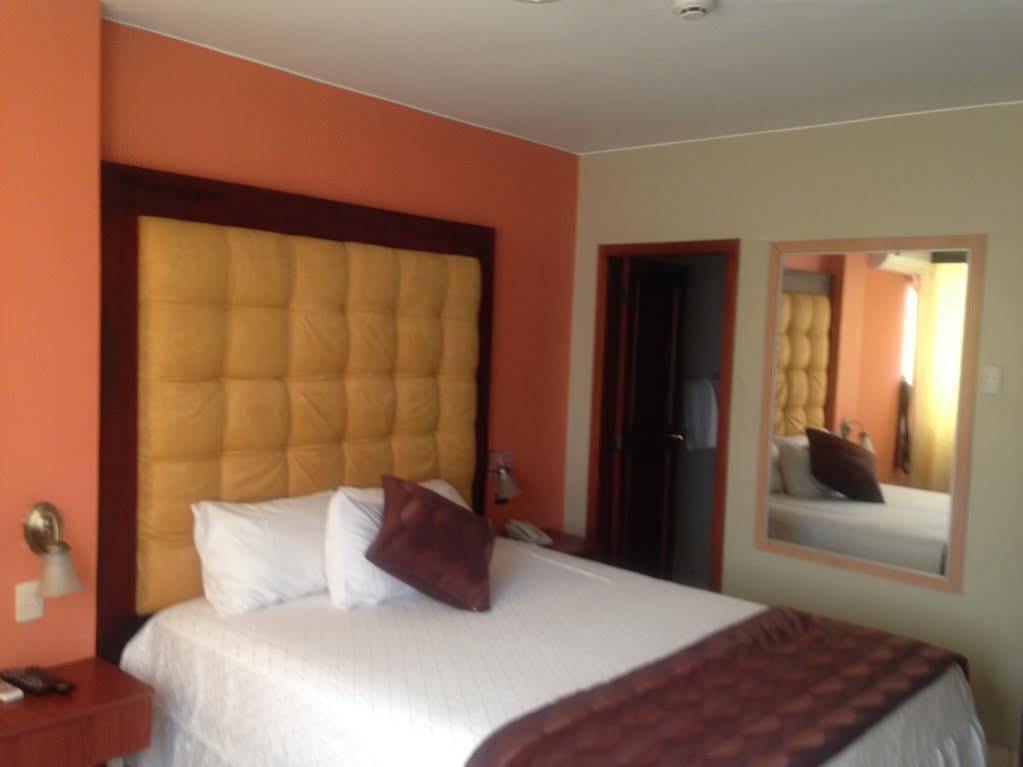 Tropical Inn Hotel Guayaquil Bagian luar foto