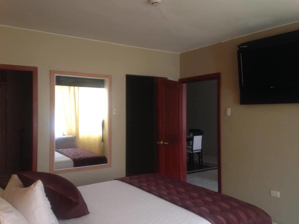 Tropical Inn Hotel Guayaquil Bagian luar foto